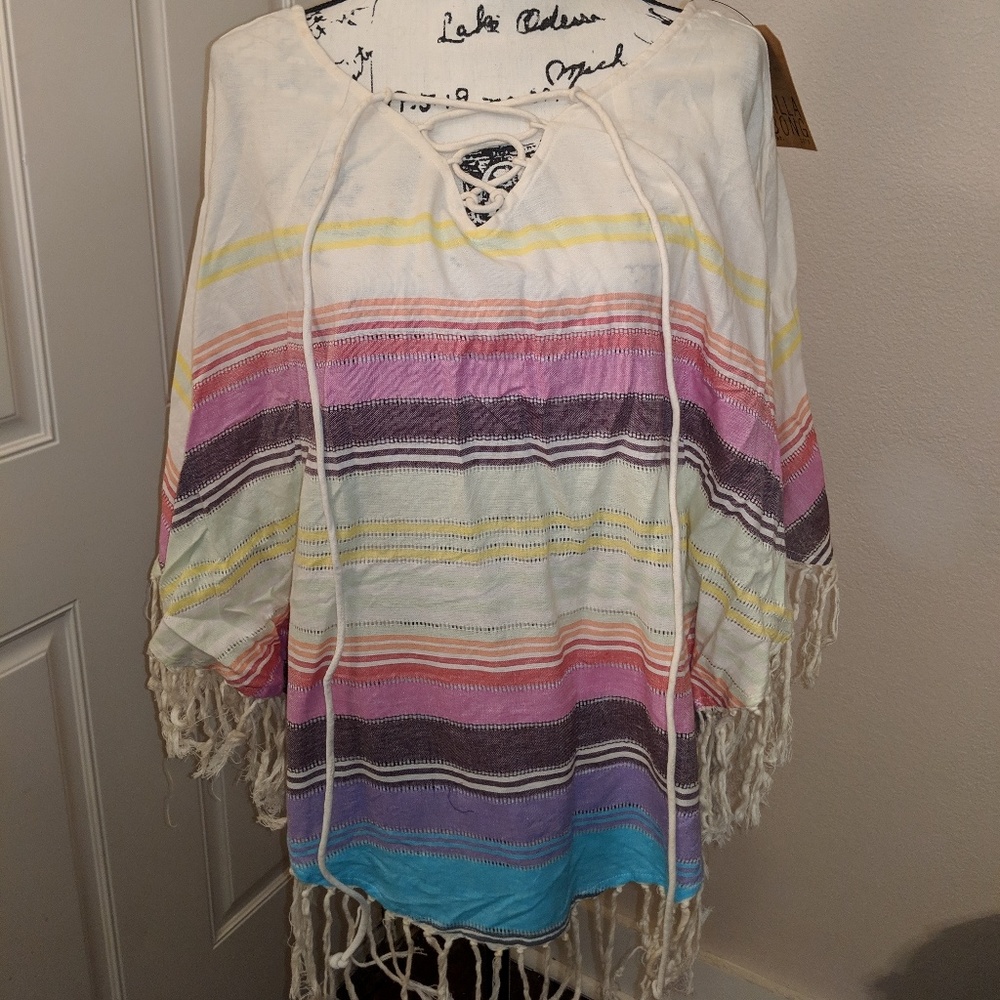Billabong beach top/ swimsuit cover up top